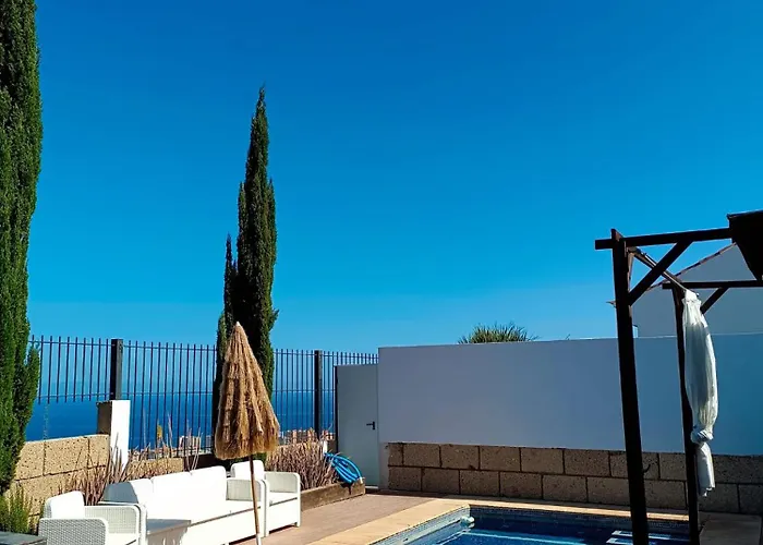 Luxury Sea Views Heated Pool Private Jacuzzi Wifi Bbq Parking Tennis Court * Candelaria