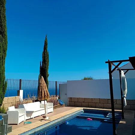 Luxury Sea Views Heated Pool Private Jacuzzi Wifi Bbq Parking Tennis Court * Candelaria