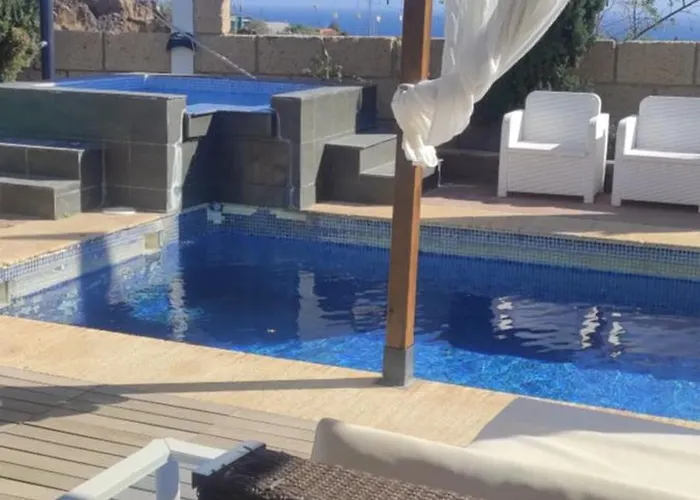 Luxury Sea Views Heated Pool Private Jacuzzi Wifi Bbq Parking Tennis Court *