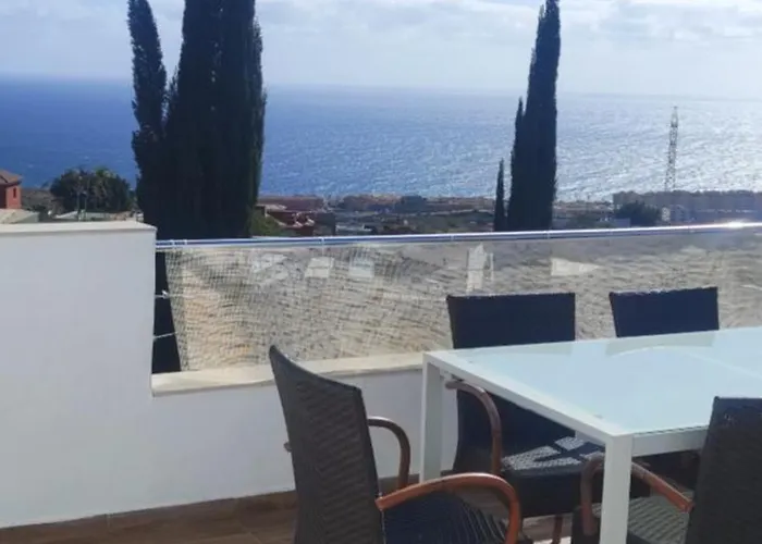 Luxury Sea Views Heated Pool Private Jacuzzi Wifi Bbq Parking Tennis Court * كانديلاريا