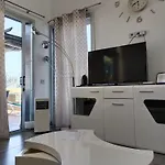 Luxury Sea Views Heated Pool Private Jacuzzi Wifi Bbq Parking Tennis Court *