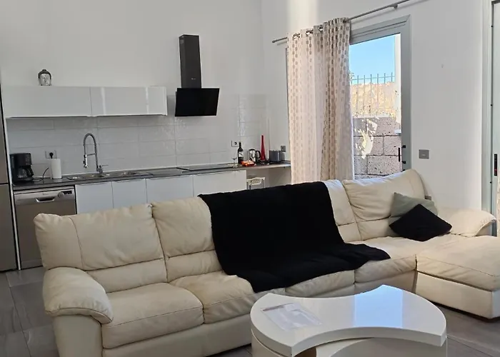 Luxury Sea Views Heated Pool Private Jacuzzi Wifi Bbq Parking Tennis Court * Candelaria