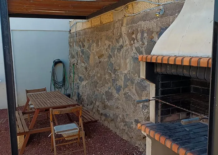 Villa Luxury Sea Views Heated Pool Private Jacuzzi Wifi Bbq Parking Tennis Court